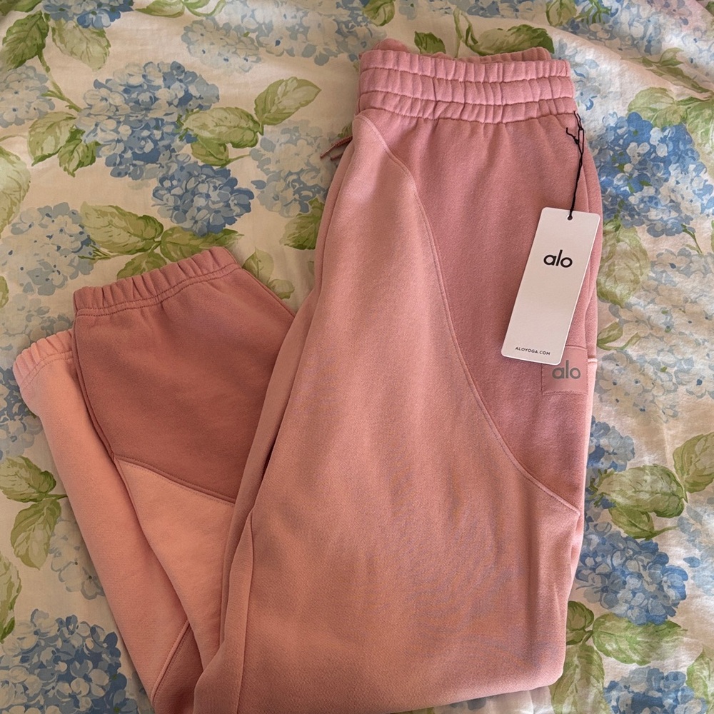 ALO Make Waves Sweatpants